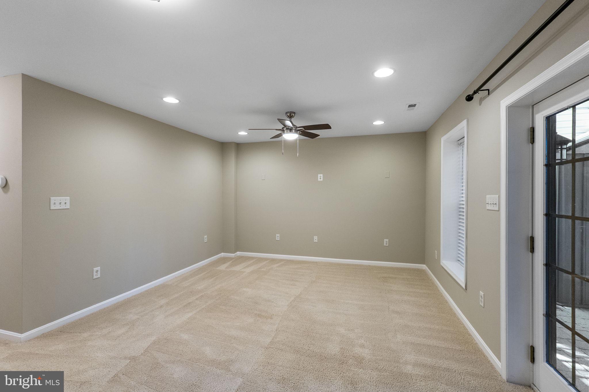 VILLAGES OF URBANA - Residential