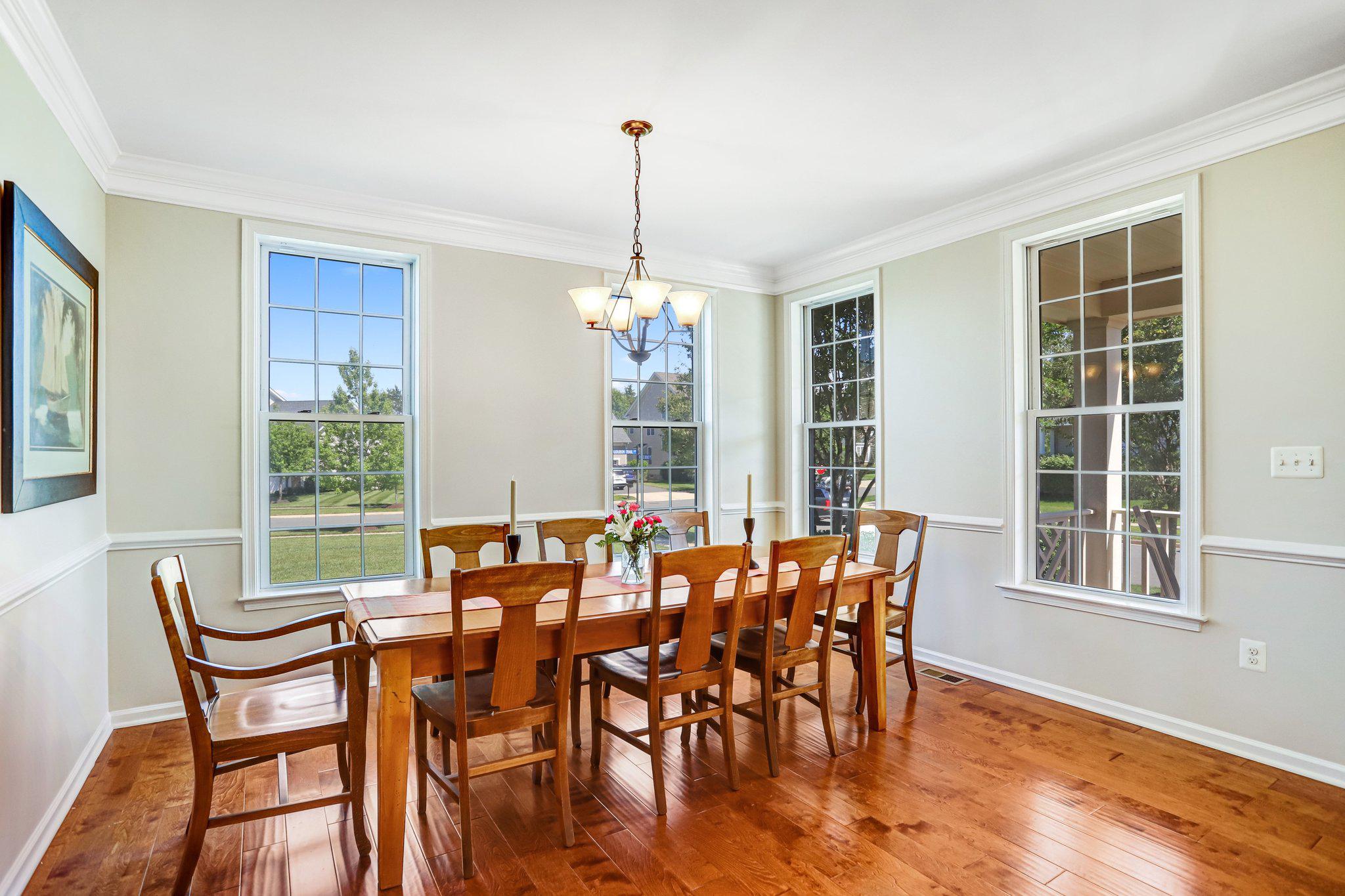 41228 TURTLE DOVE CIRCLE