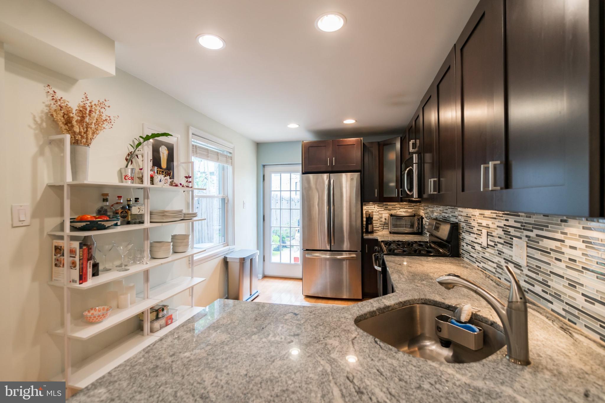 FRANCISVILLE - Residential Lease