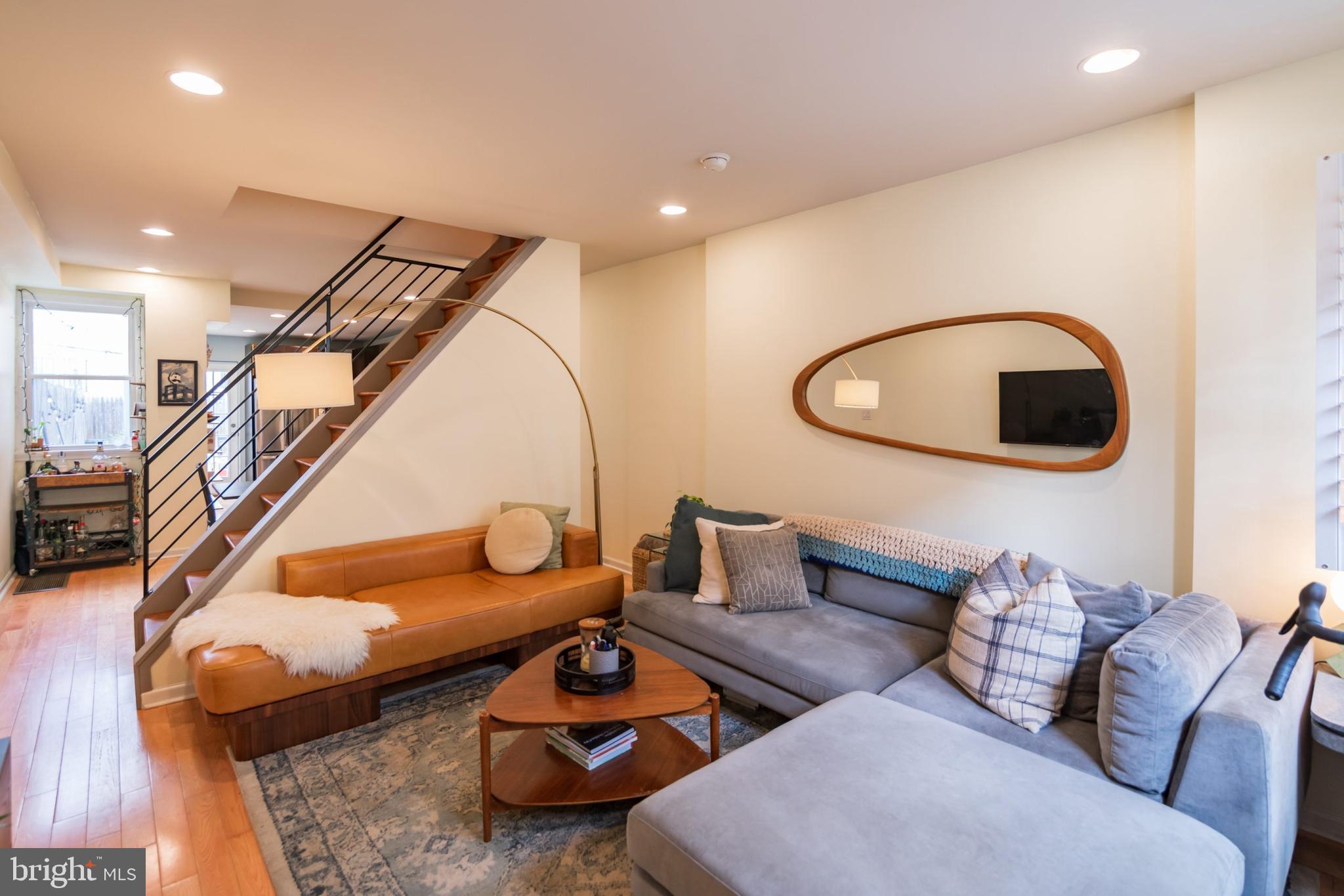 FRANCISVILLE - Residential Lease