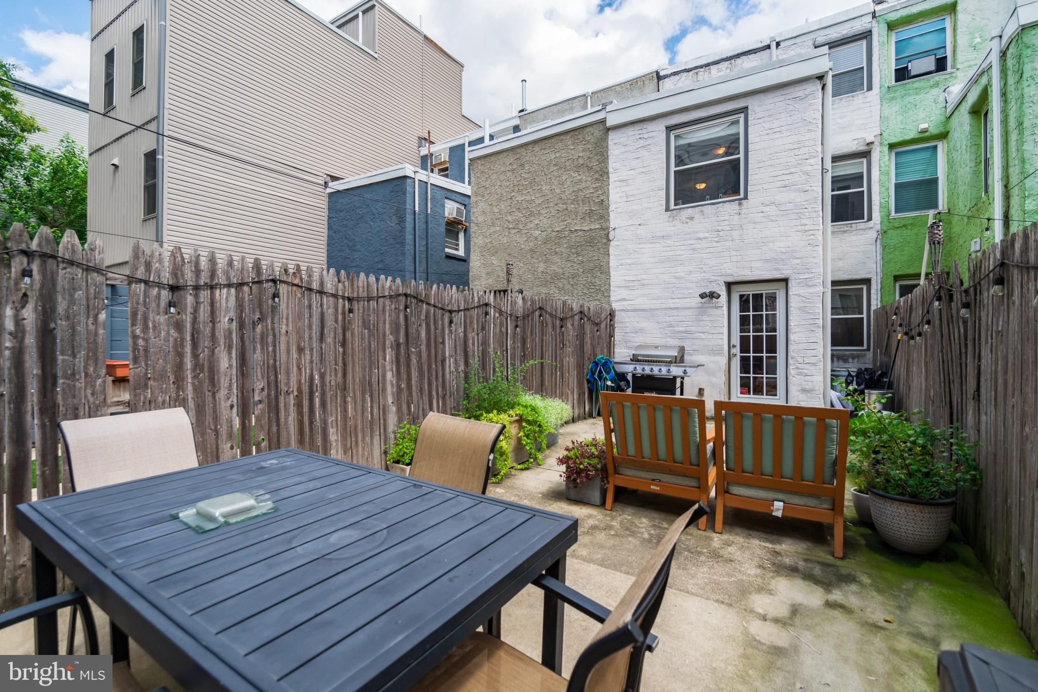 FRANCISVILLE - Residential Lease