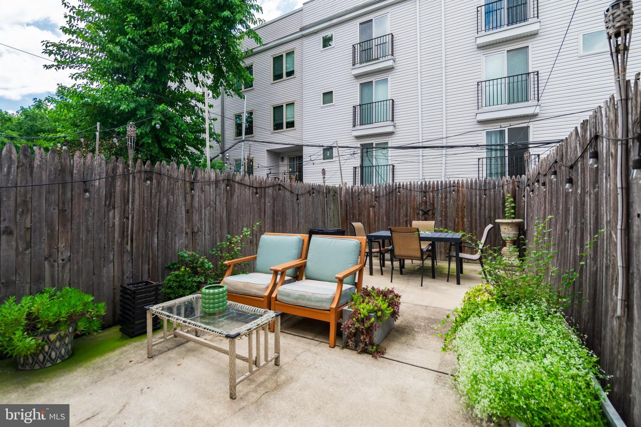 FRANCISVILLE - Residential Lease