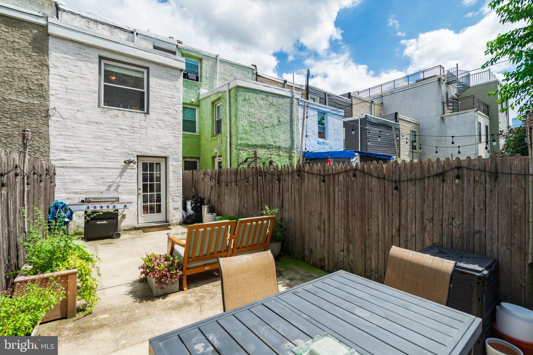 FRANCISVILLE - Residential Lease