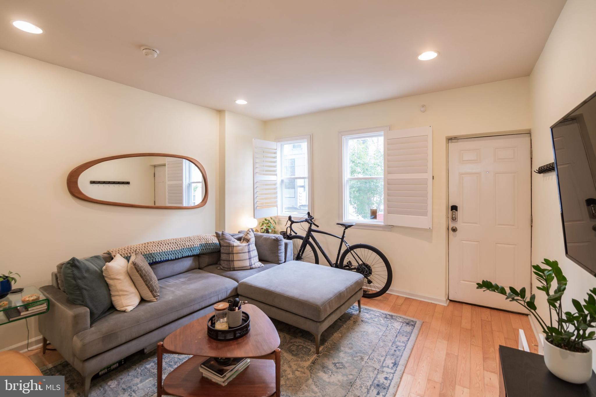 FRANCISVILLE - Residential Lease