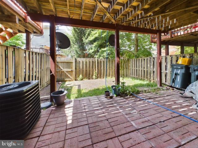 POTOMAC STATION - Residential