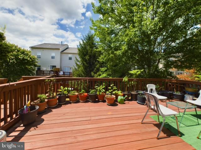 POTOMAC STATION - Residential