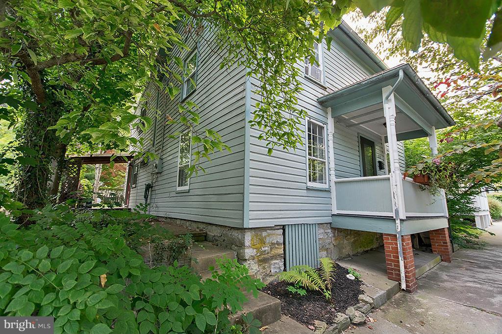 CORPORATION - Residential