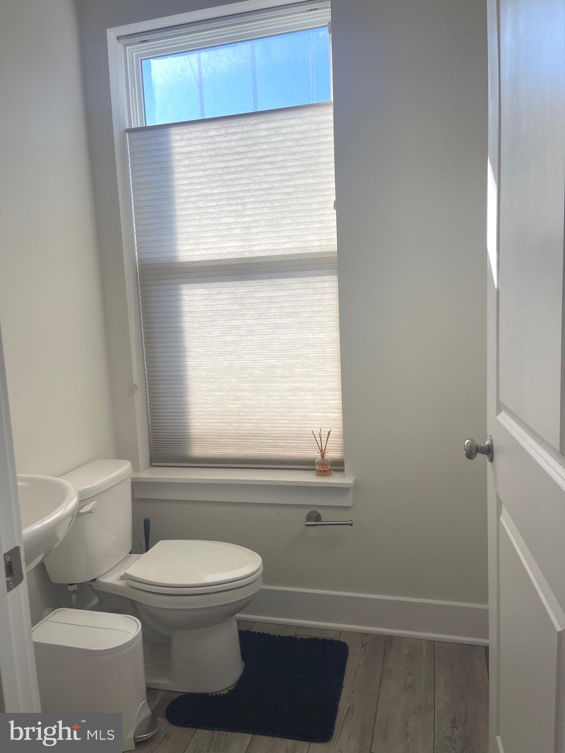 MEDFIELD - Residential Lease