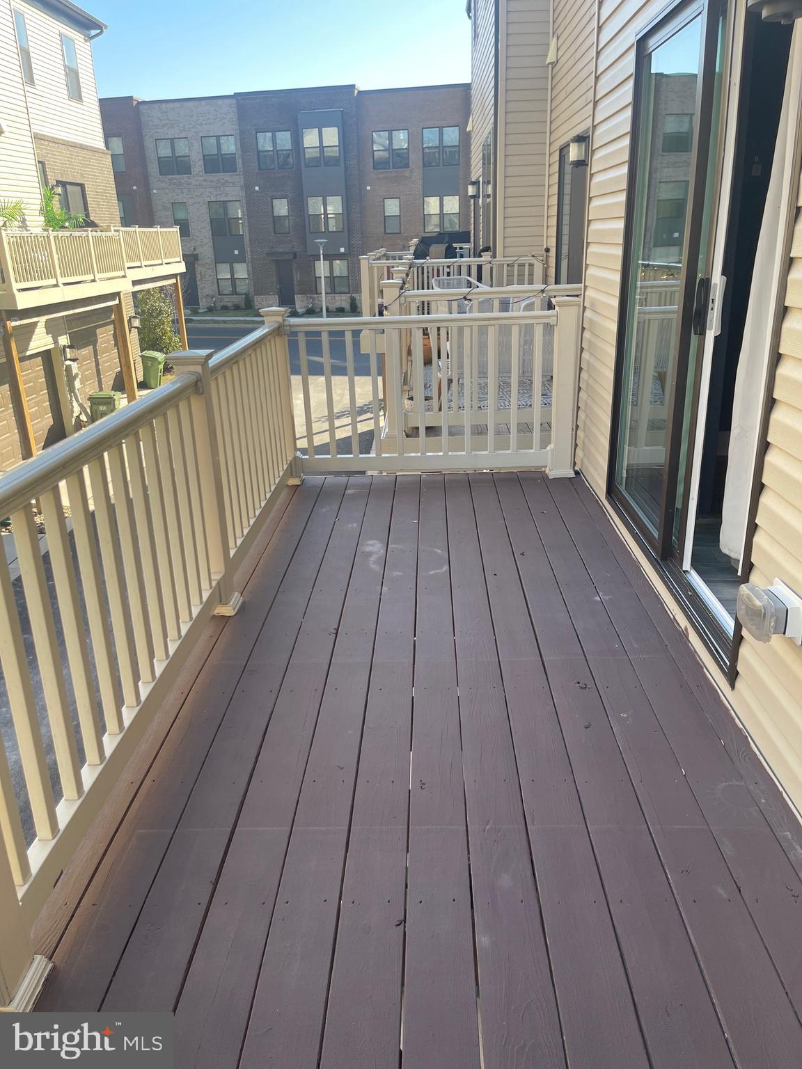 MEDFIELD - Residential Lease