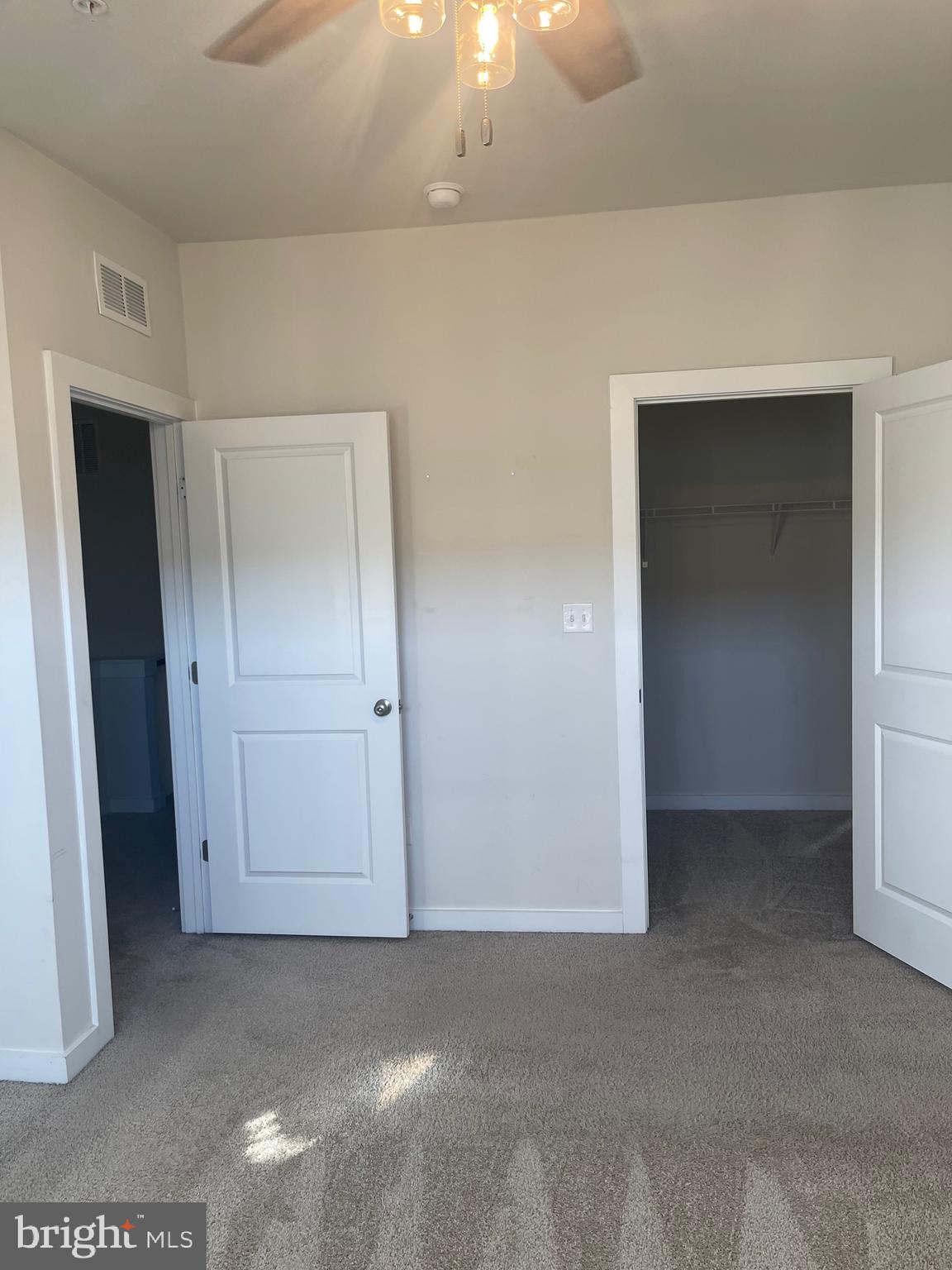 MEDFIELD - Residential Lease