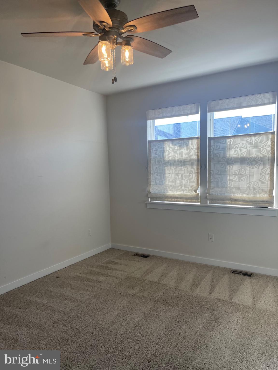 MEDFIELD - Residential Lease