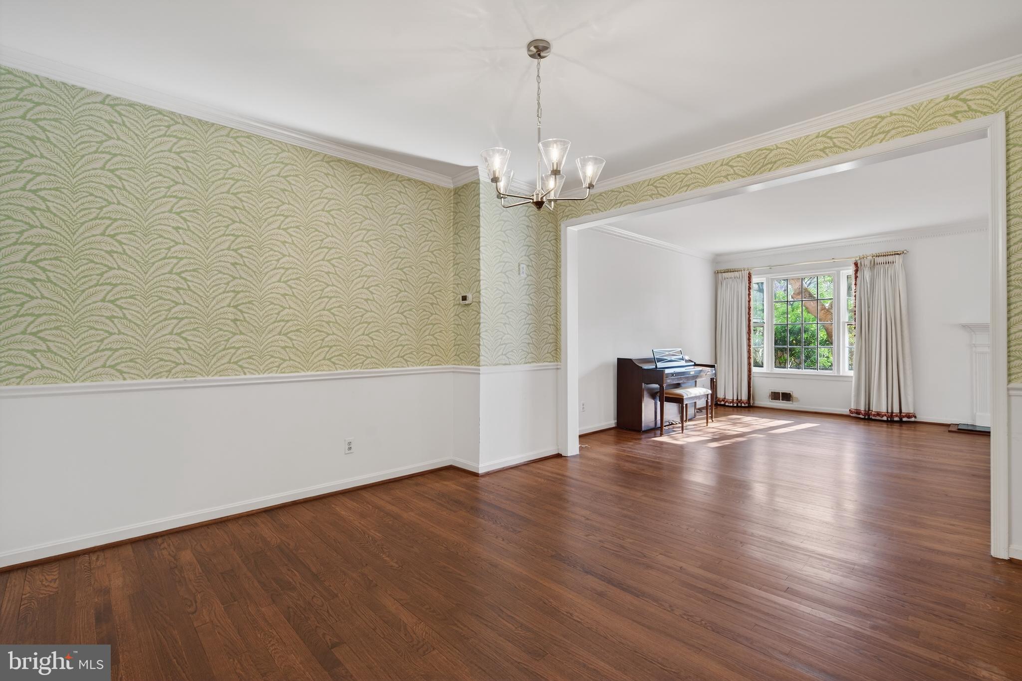 HAMLET PLACE - Residential