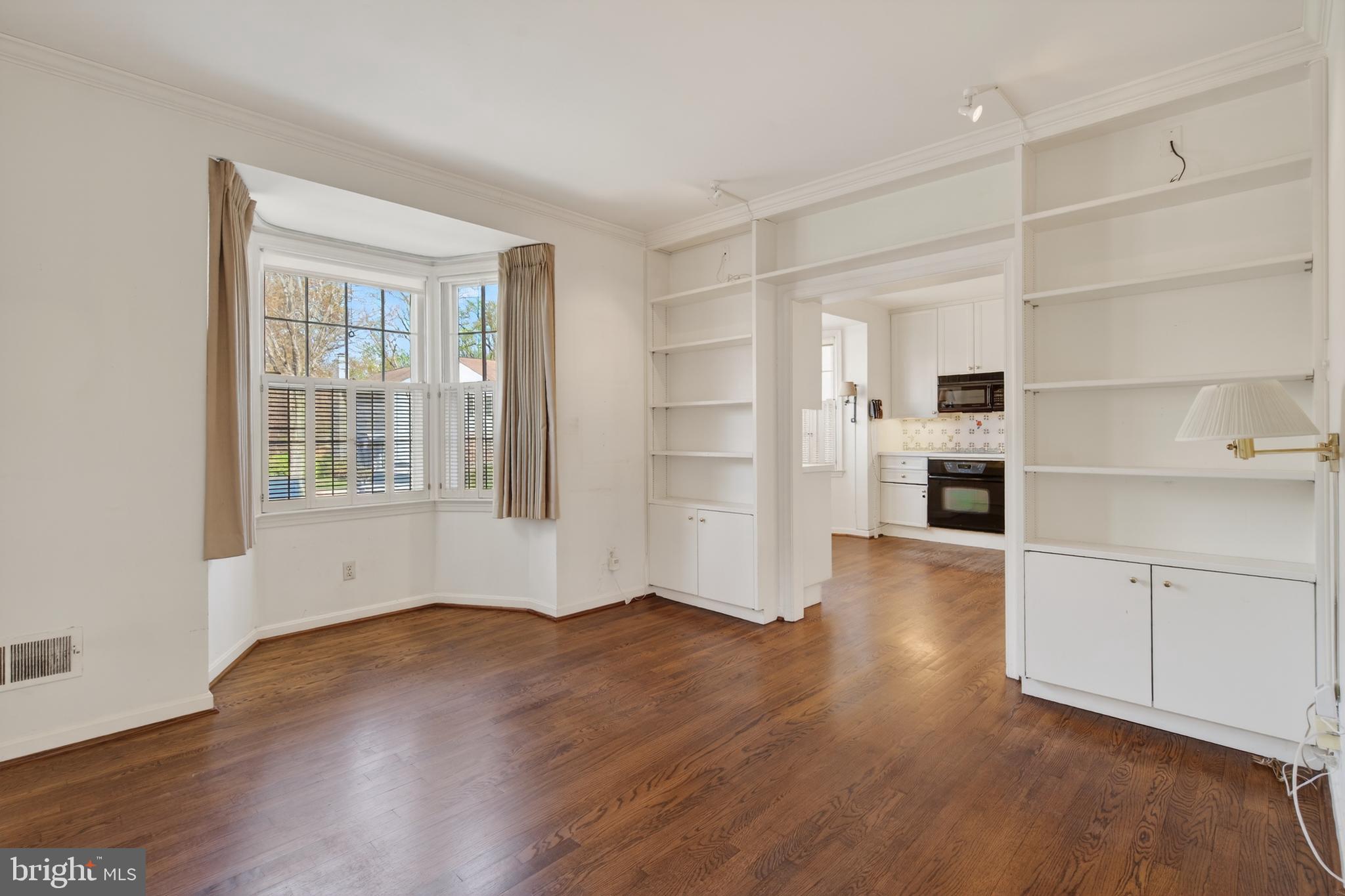 HAMLET PLACE - Residential