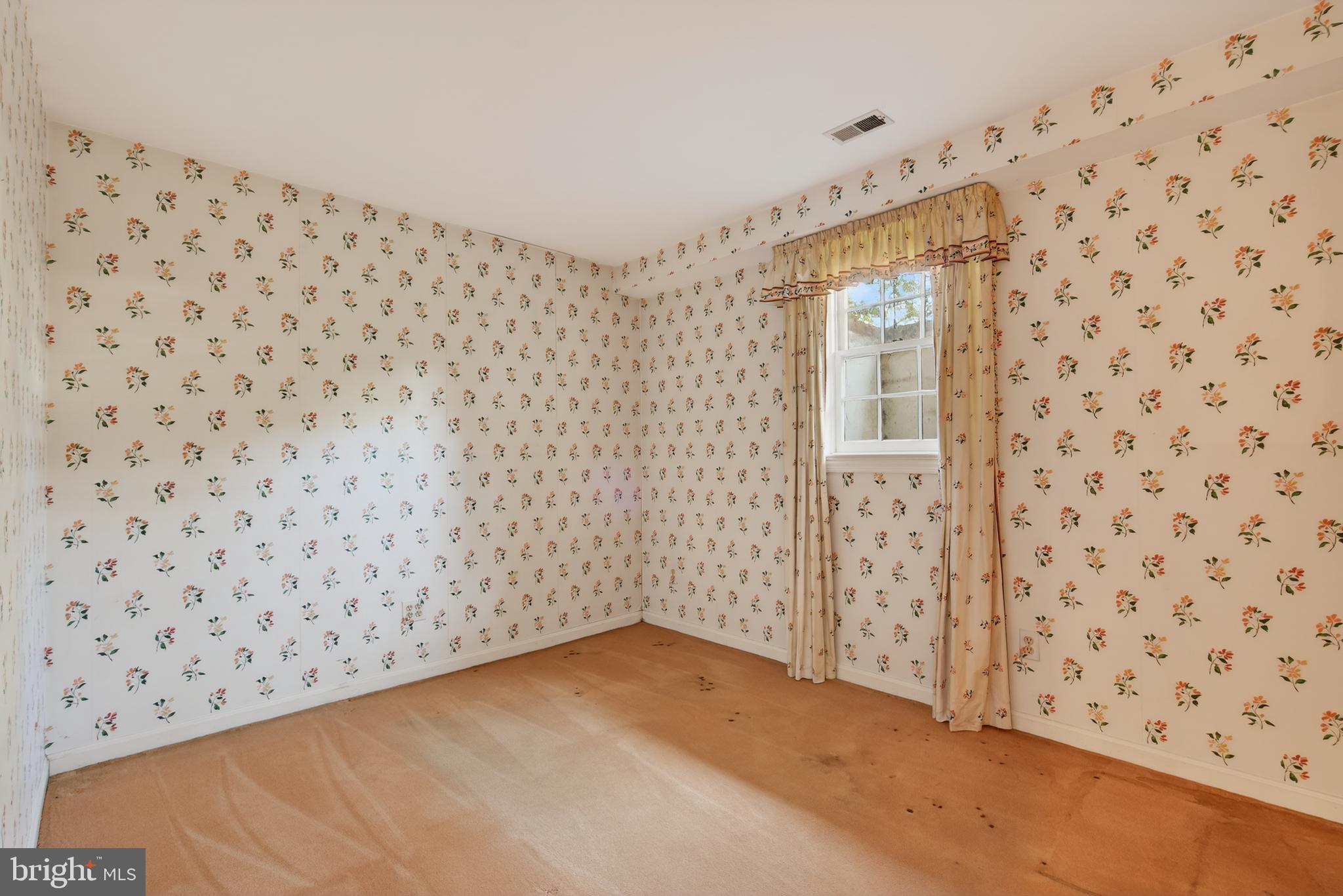 HAMLET PLACE - Residential