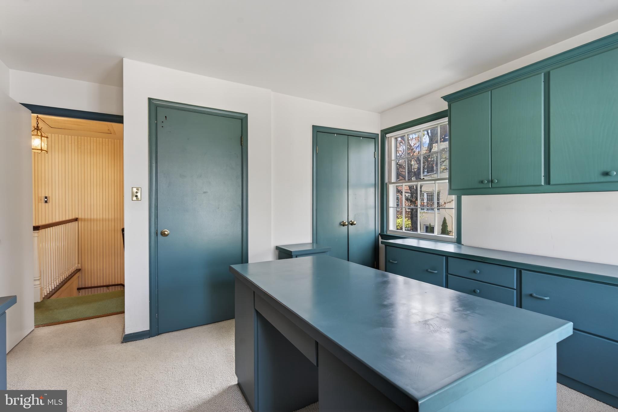 HAMLET PLACE - Residential