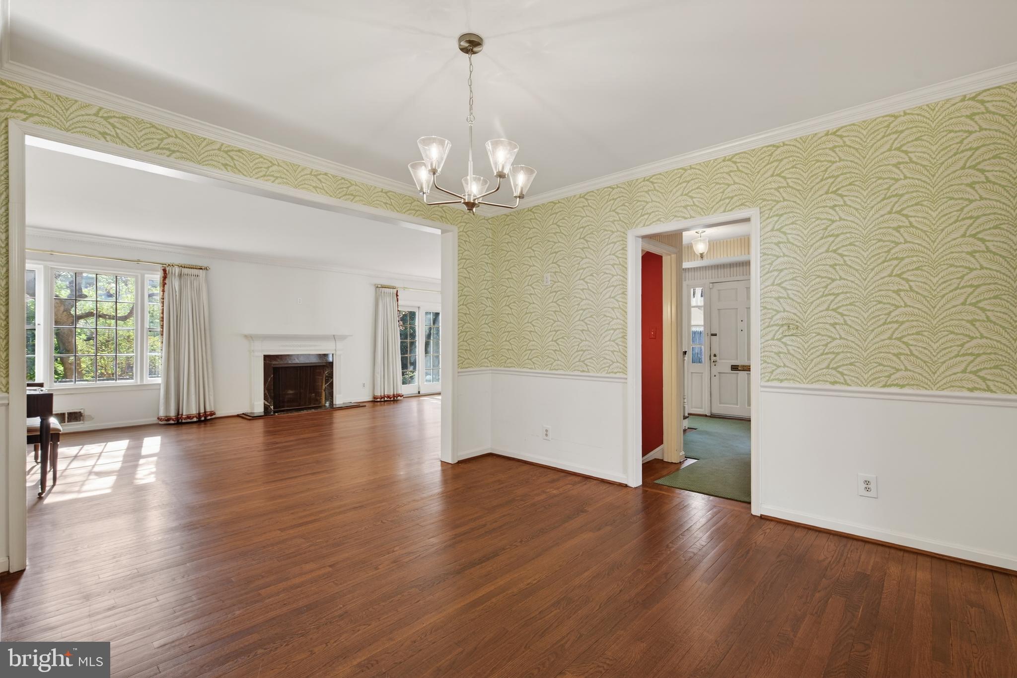 HAMLET PLACE - Residential