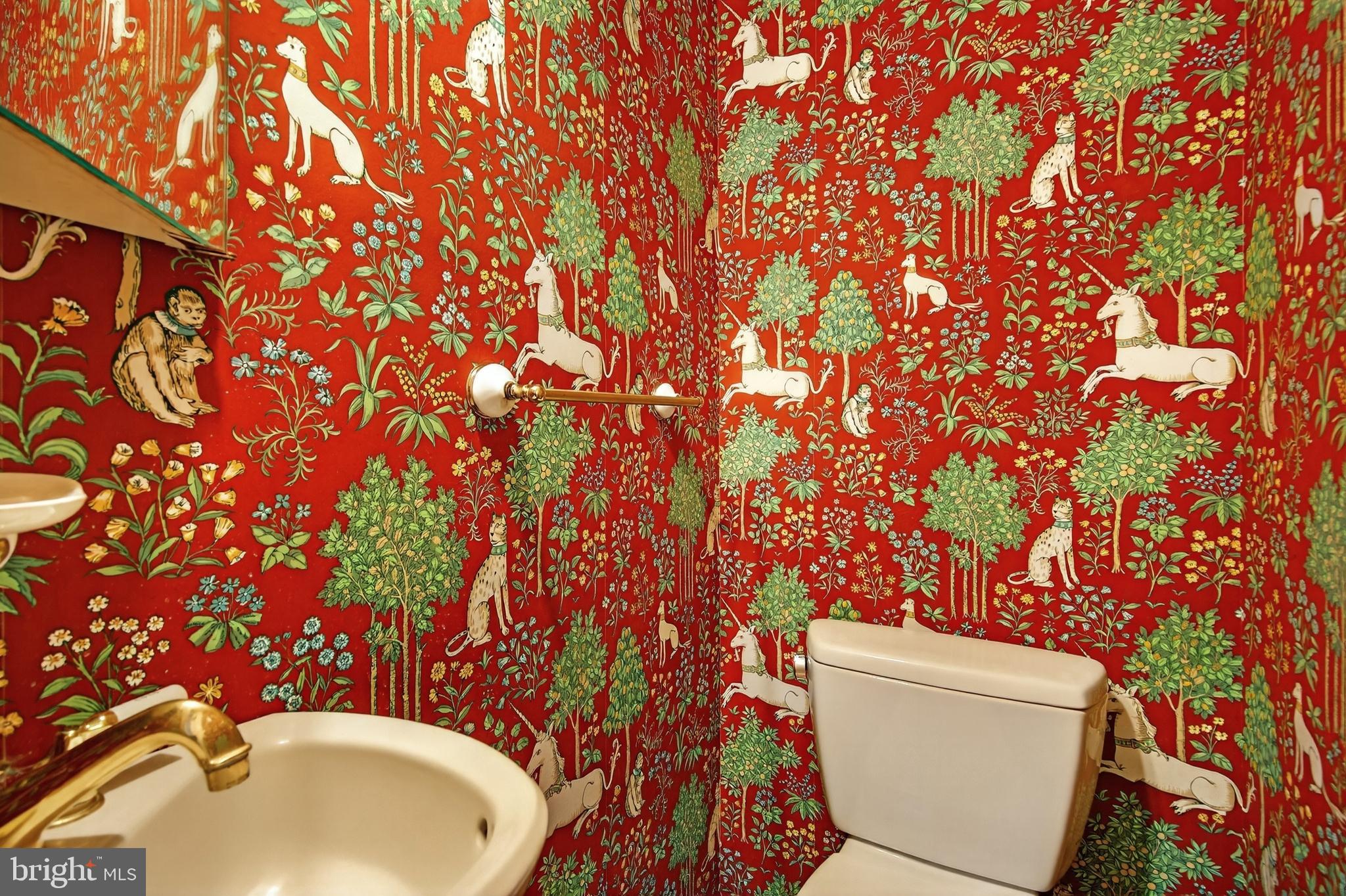 HAMLET PLACE - Residential