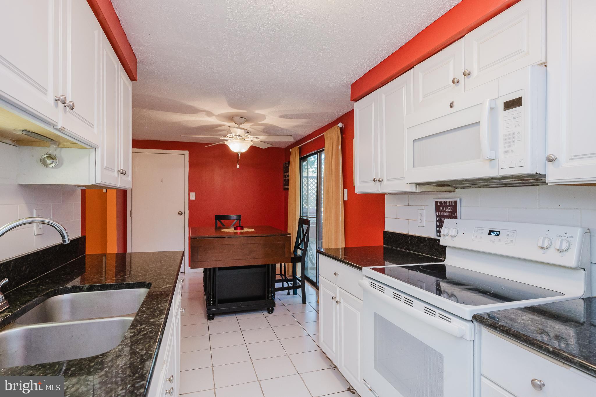 VILLAGE OF OWEN BROWN - Residential