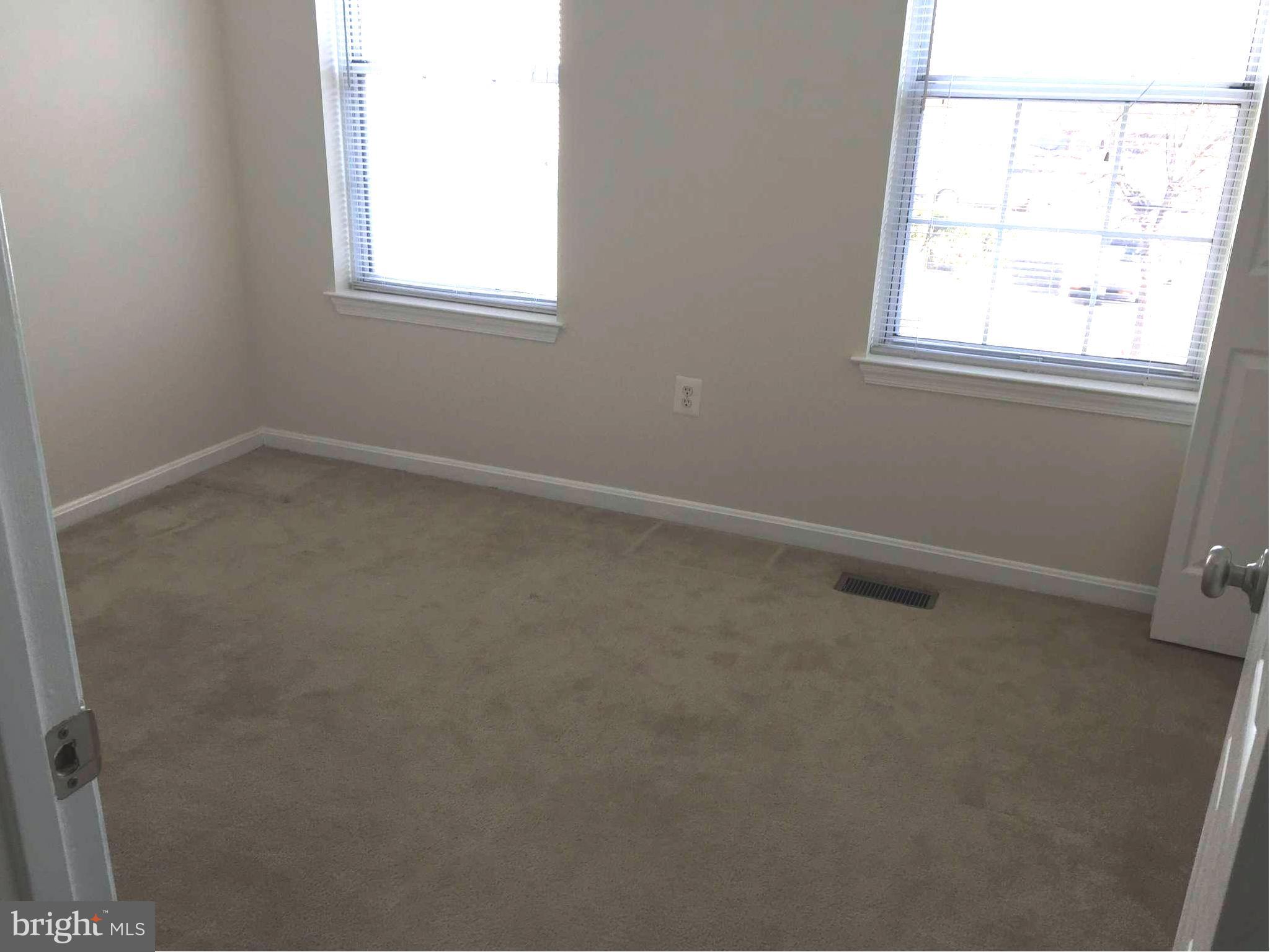 ST CHARLES SUB - HAMPSHIRE - Residential