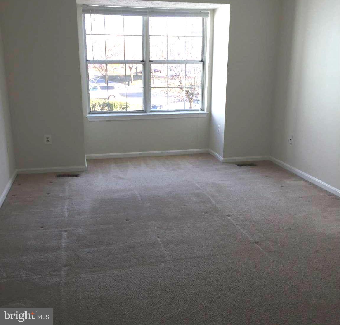 ST CHARLES SUB - HAMPSHIRE - Residential