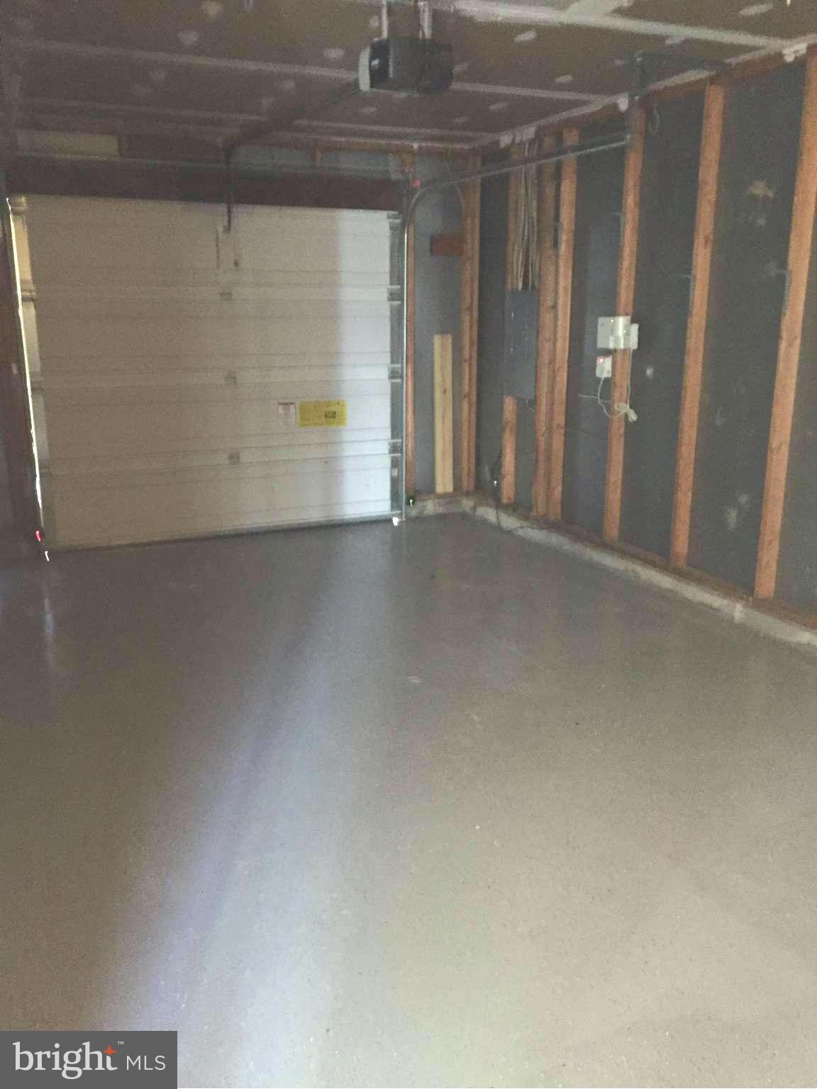 ST CHARLES SUB - HAMPSHIRE - Residential