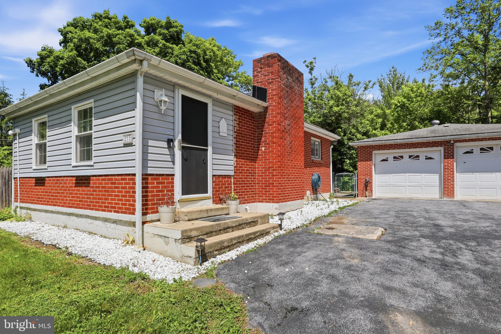 237 PIKETOWN ROAD