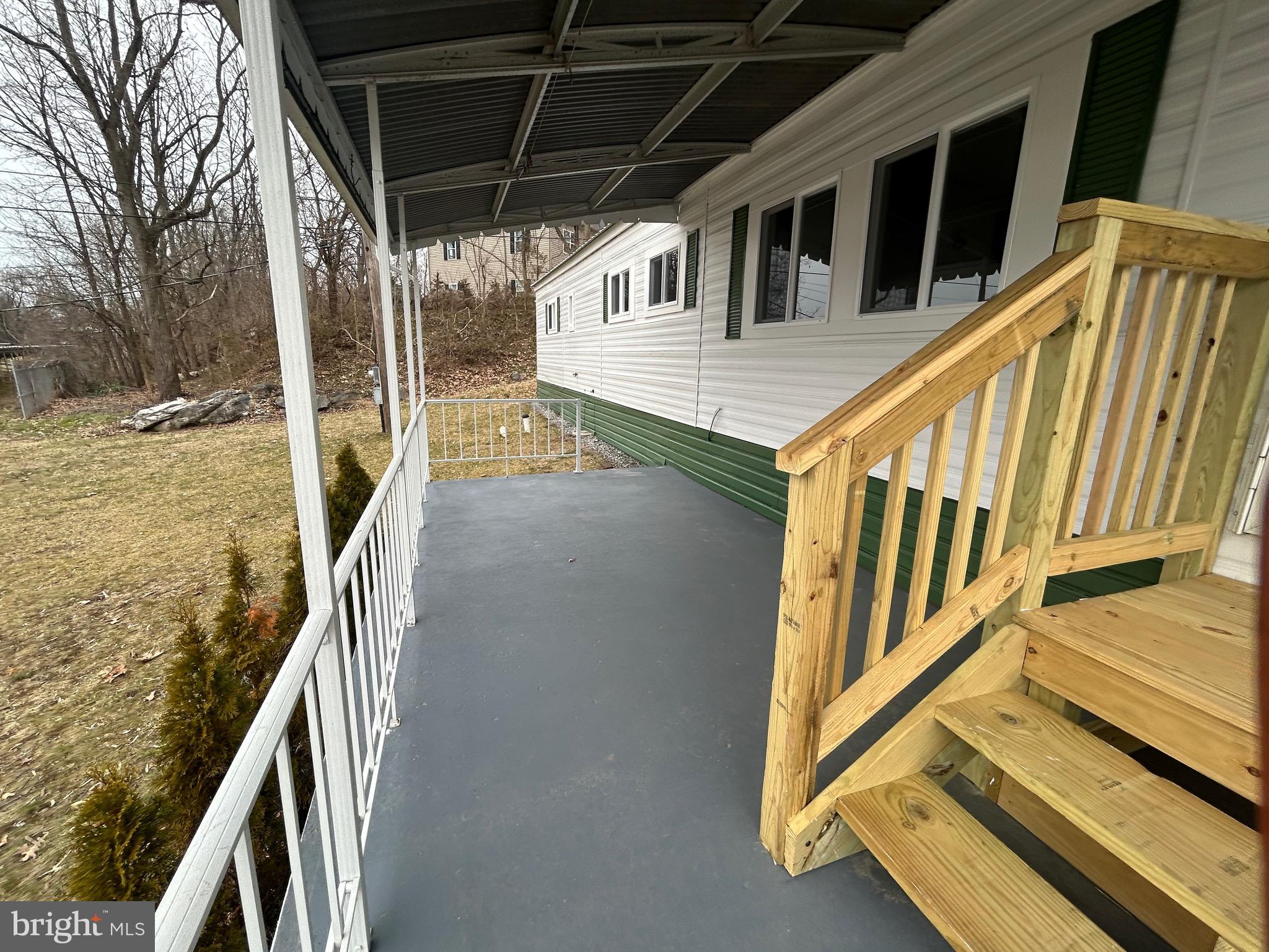 PALMDALE MOBILE HOME PARK - Residential