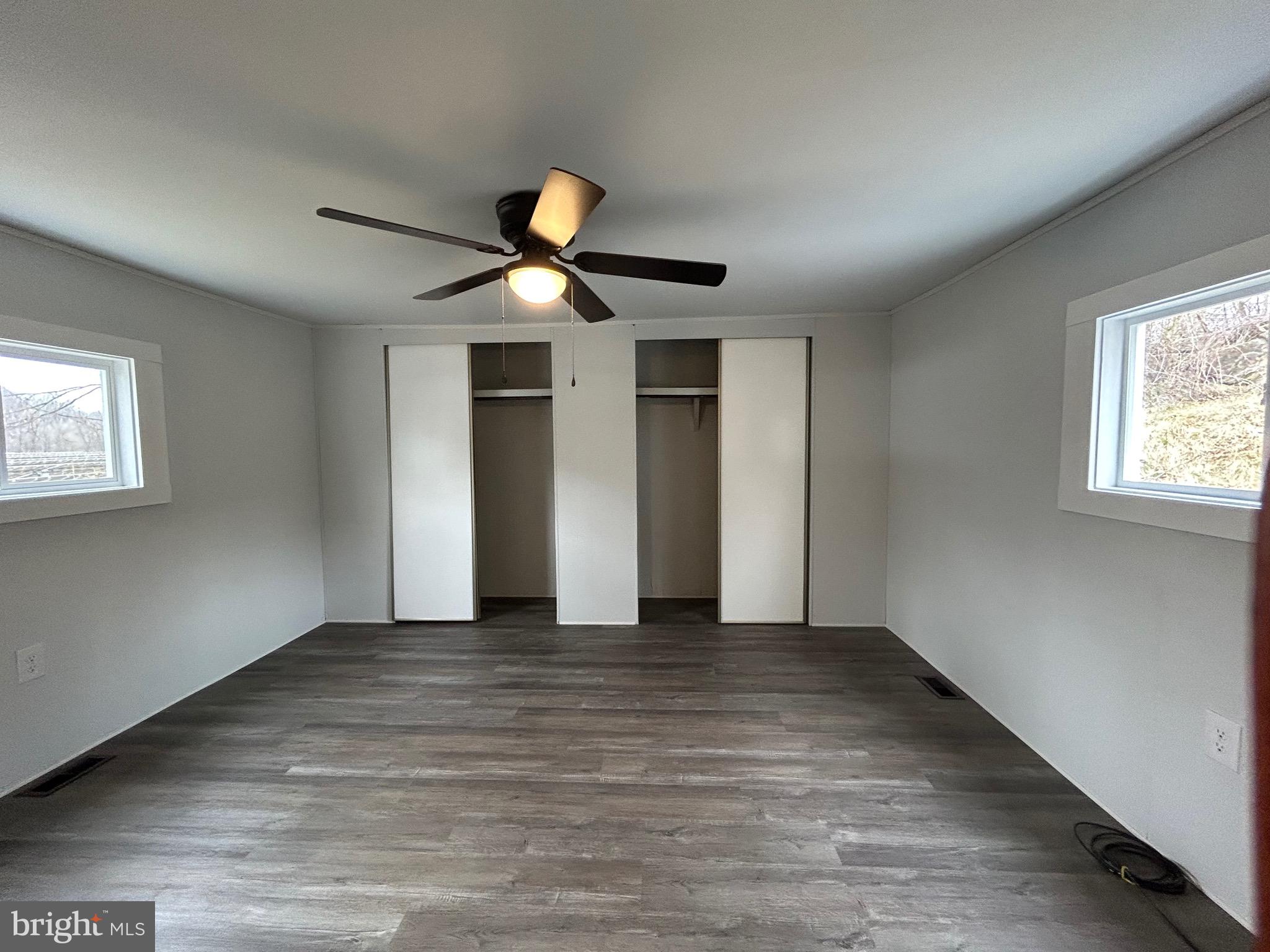 PALMDALE MOBILE HOME PARK - Residential