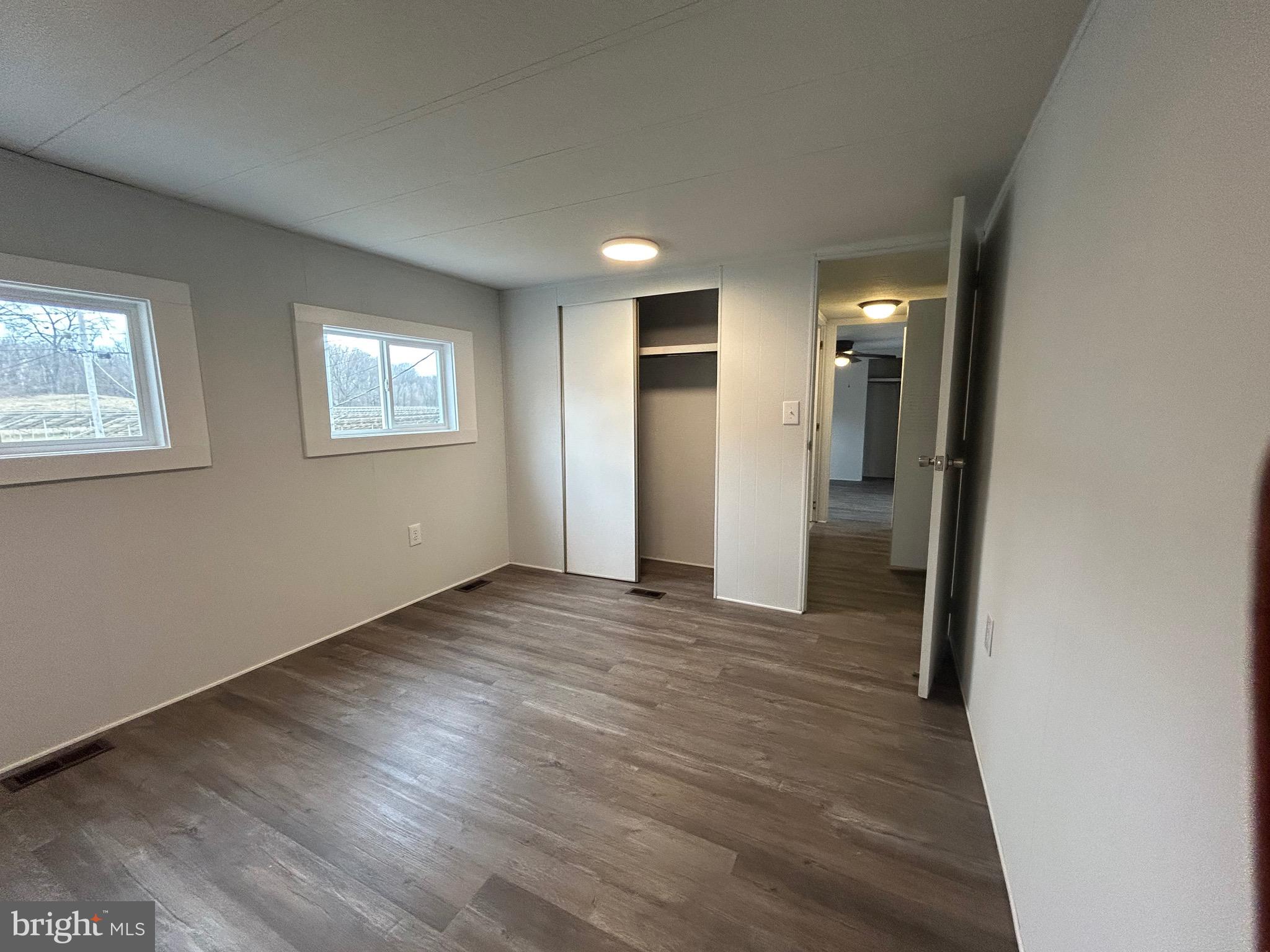 PALMDALE MOBILE HOME PARK - Residential