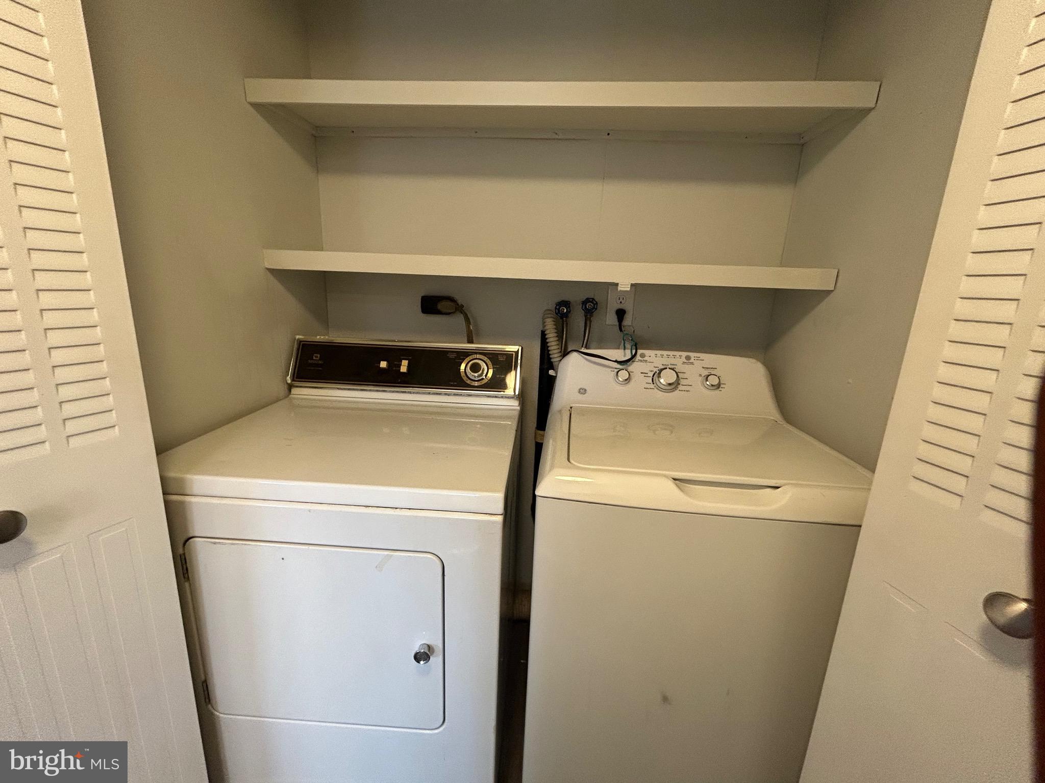 PALMDALE MOBILE HOME PARK - Residential