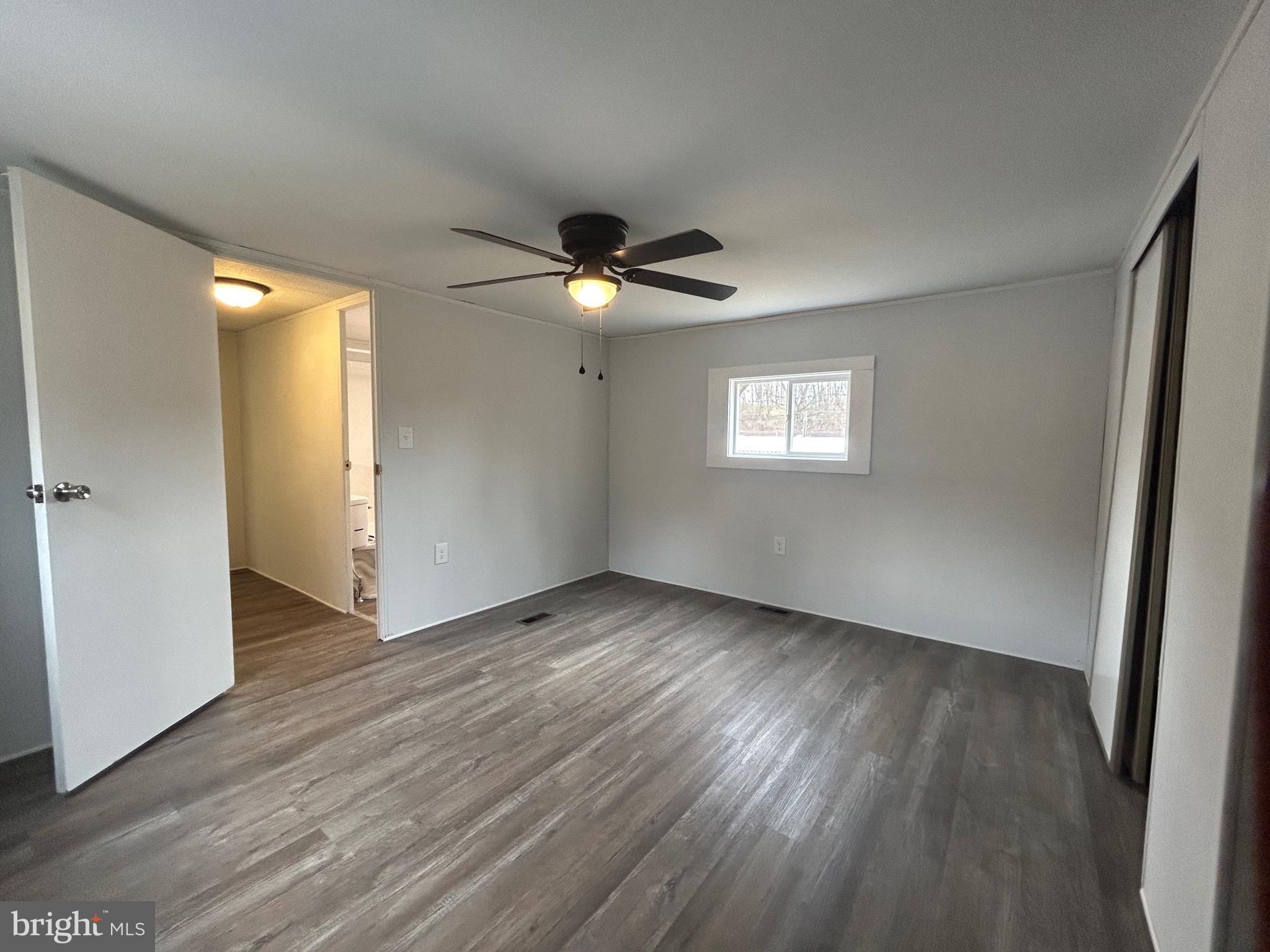 PALMDALE MOBILE HOME PARK - Residential