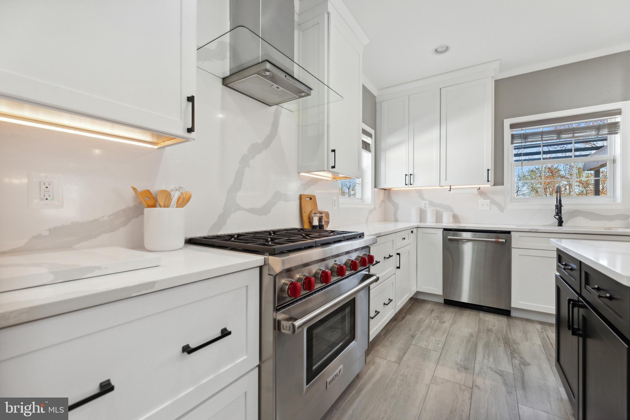 PIMMIT HILLS - Residential