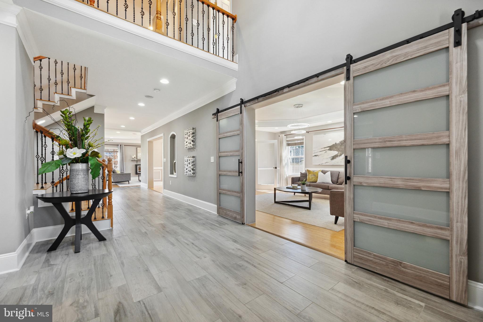 PIMMIT HILLS - Residential