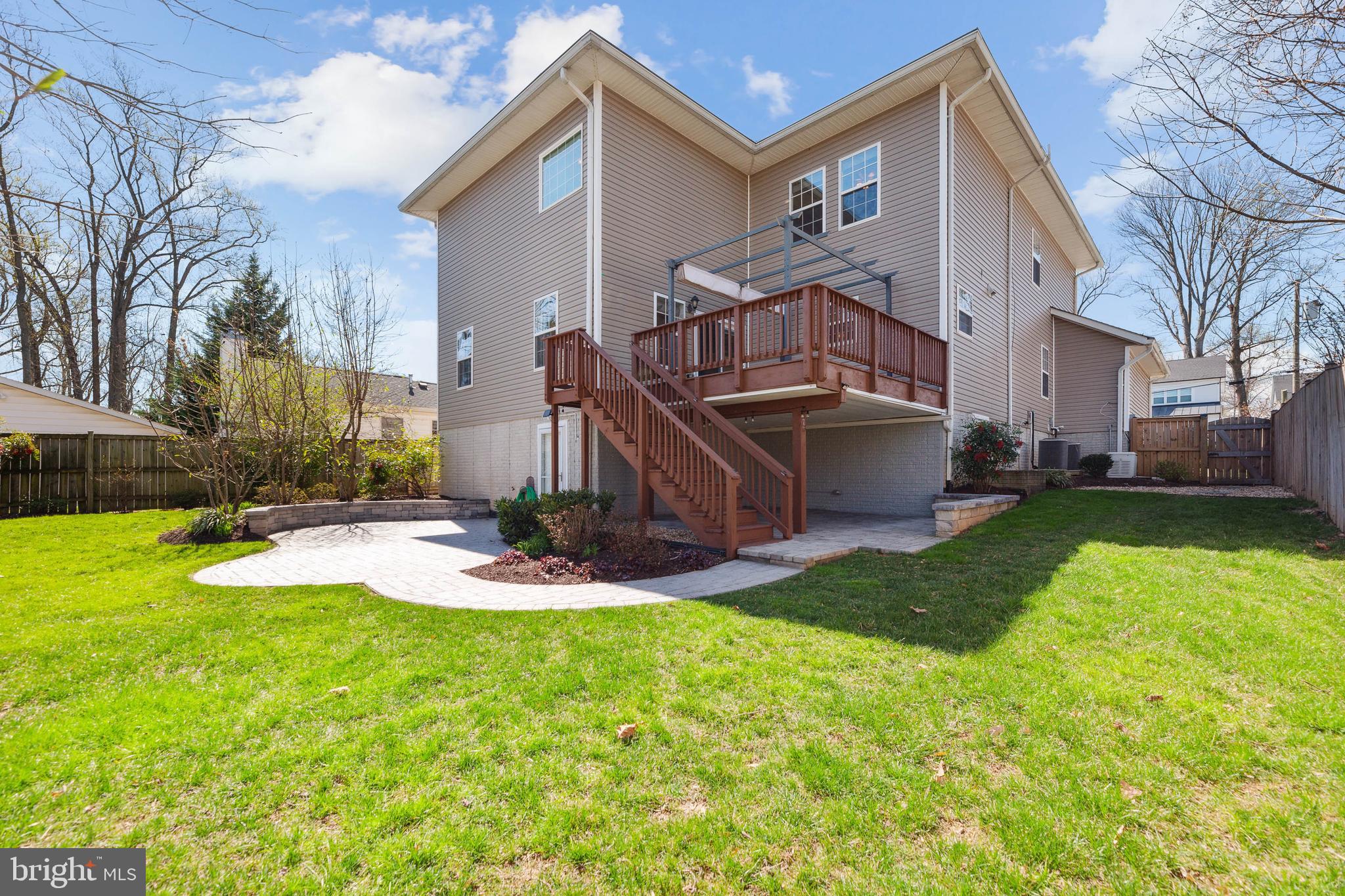 PIMMIT HILLS - Residential