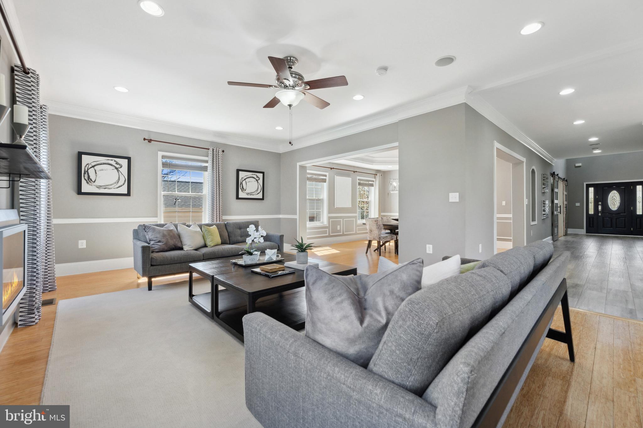 PIMMIT HILLS - Residential