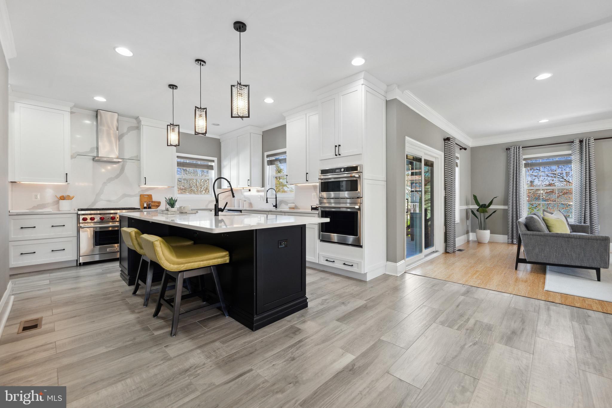 PIMMIT HILLS - Residential