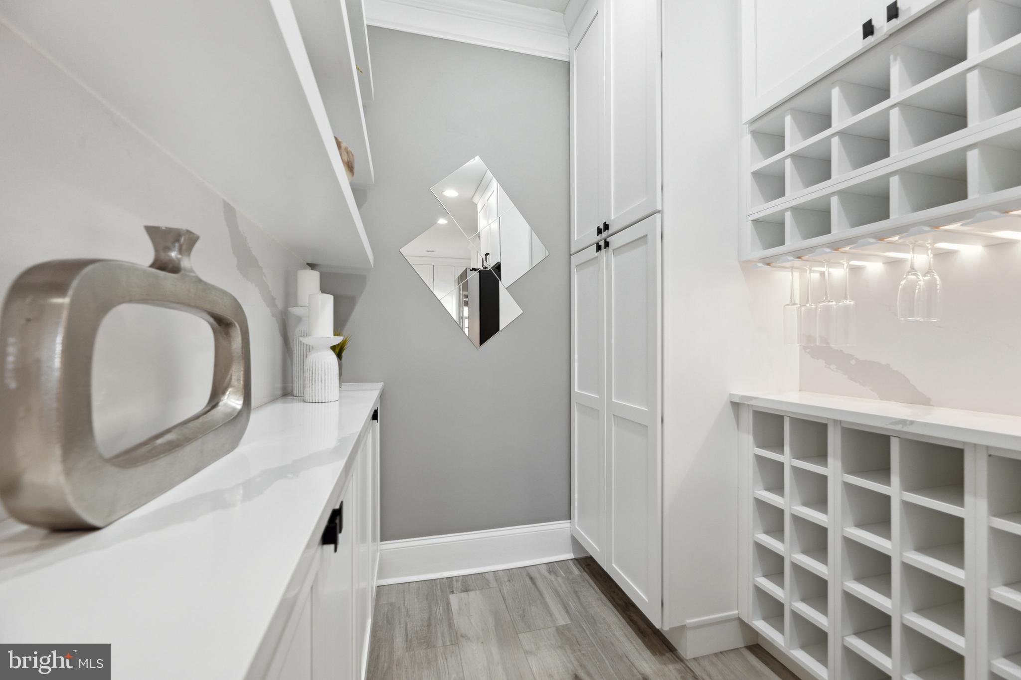 PIMMIT HILLS - Residential