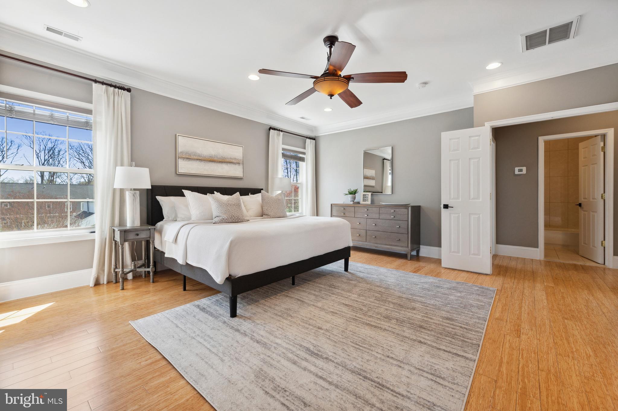 PIMMIT HILLS - Residential