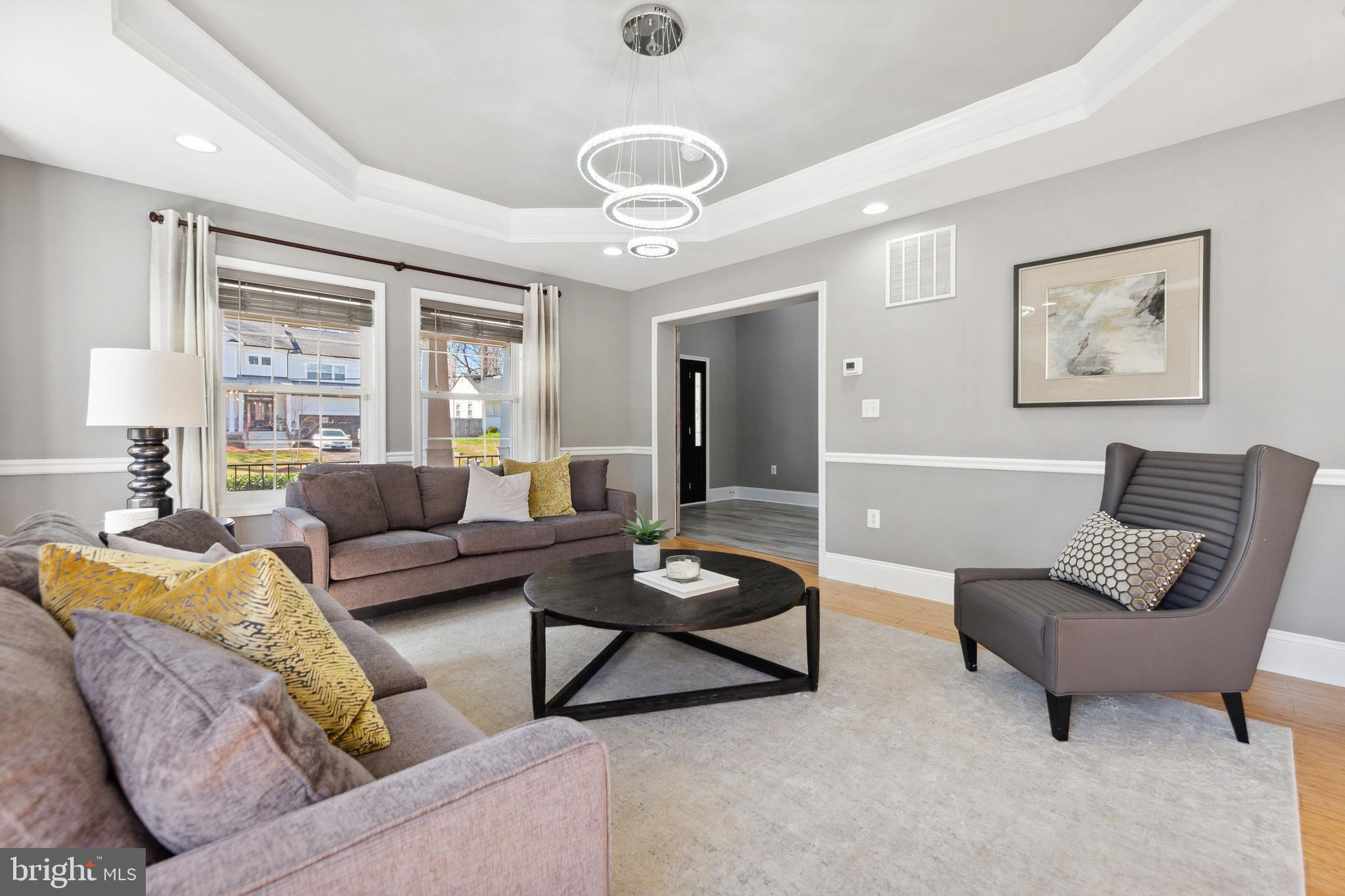 PIMMIT HILLS - Residential