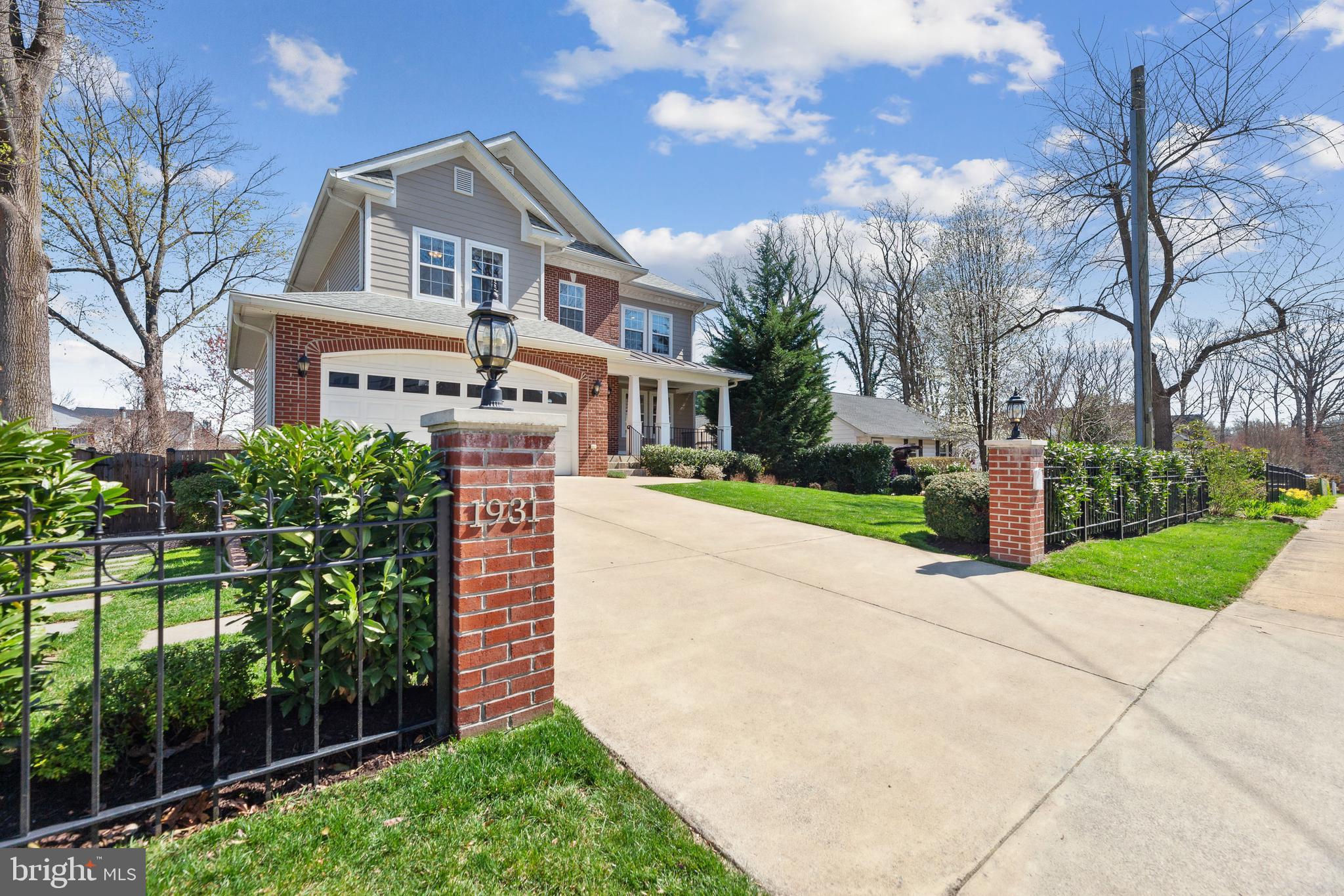 PIMMIT HILLS - Residential