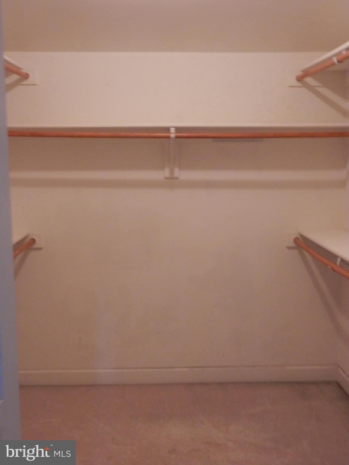 SOMERSET - Residential Lease