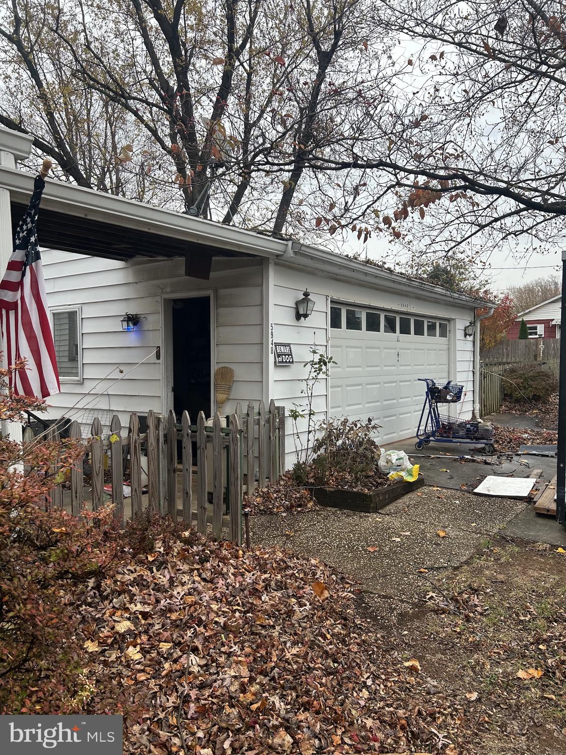 CATONSVILLE MANOR - Residential