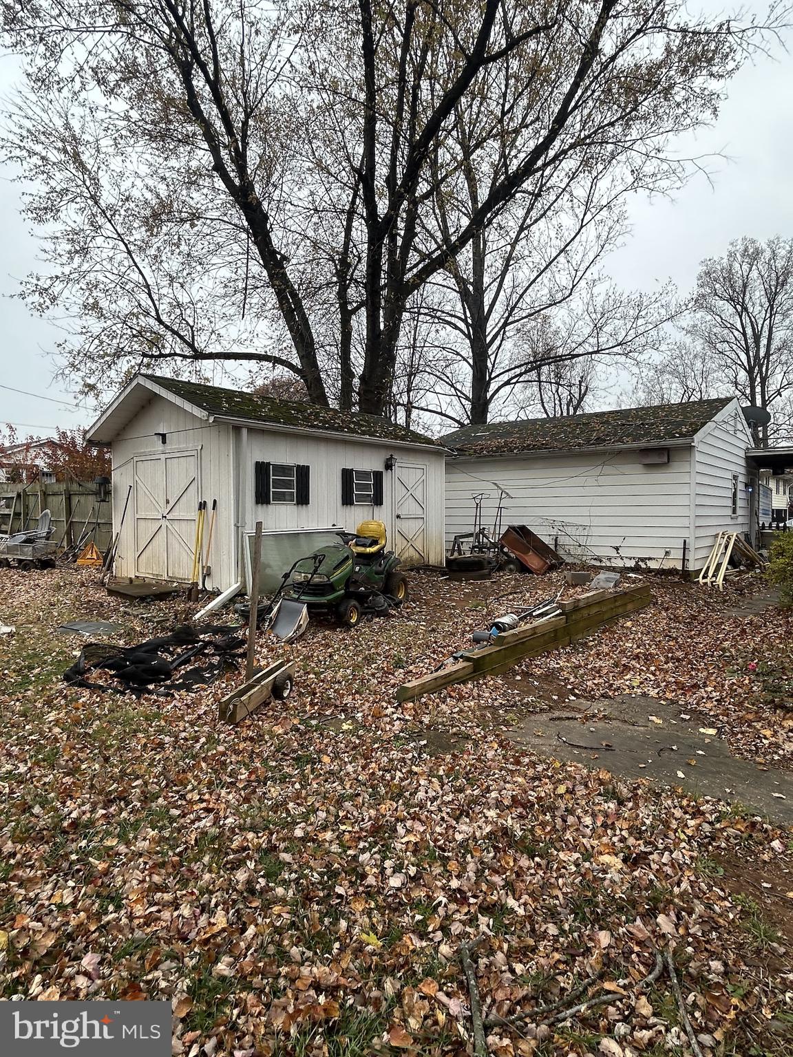 CATONSVILLE MANOR - Residential