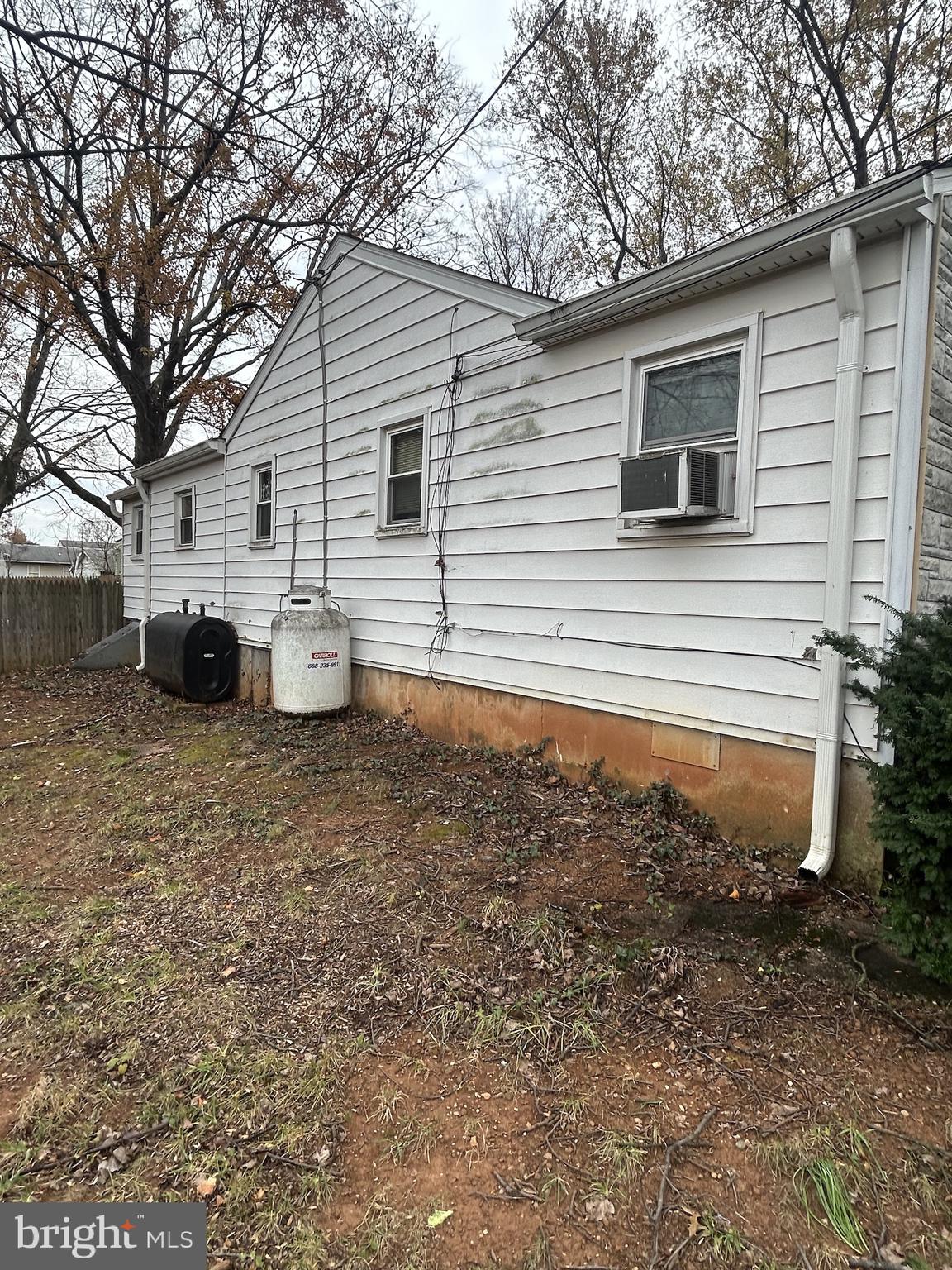 CATONSVILLE MANOR - Residential