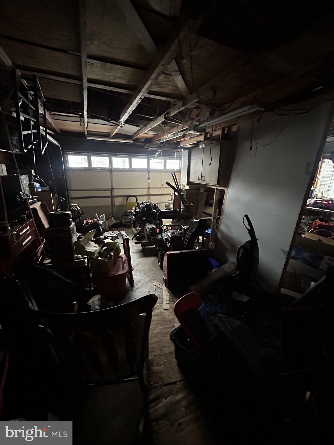 CATONSVILLE MANOR - Residential