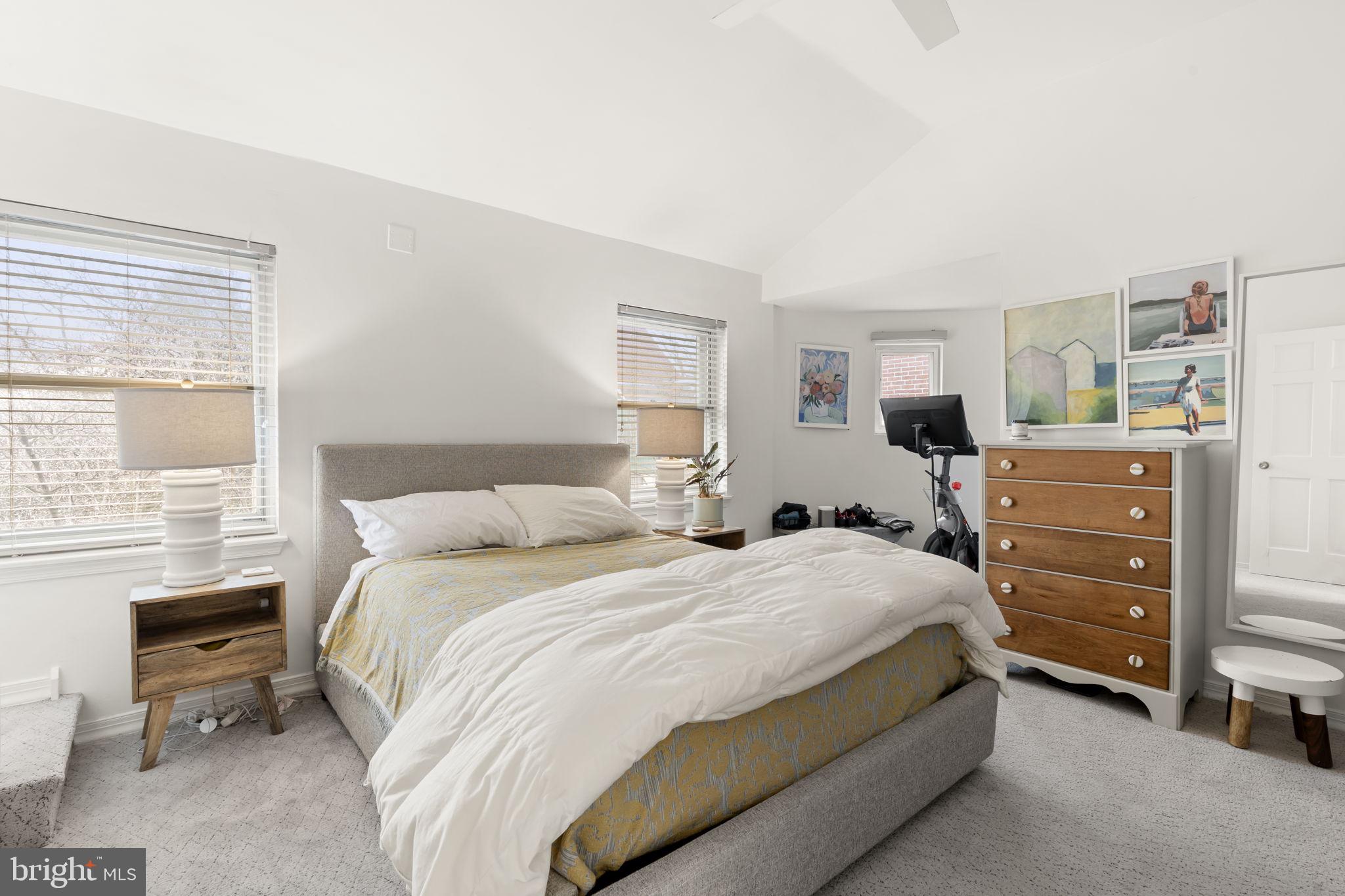 WASHINGTON SQ WEST - Residential