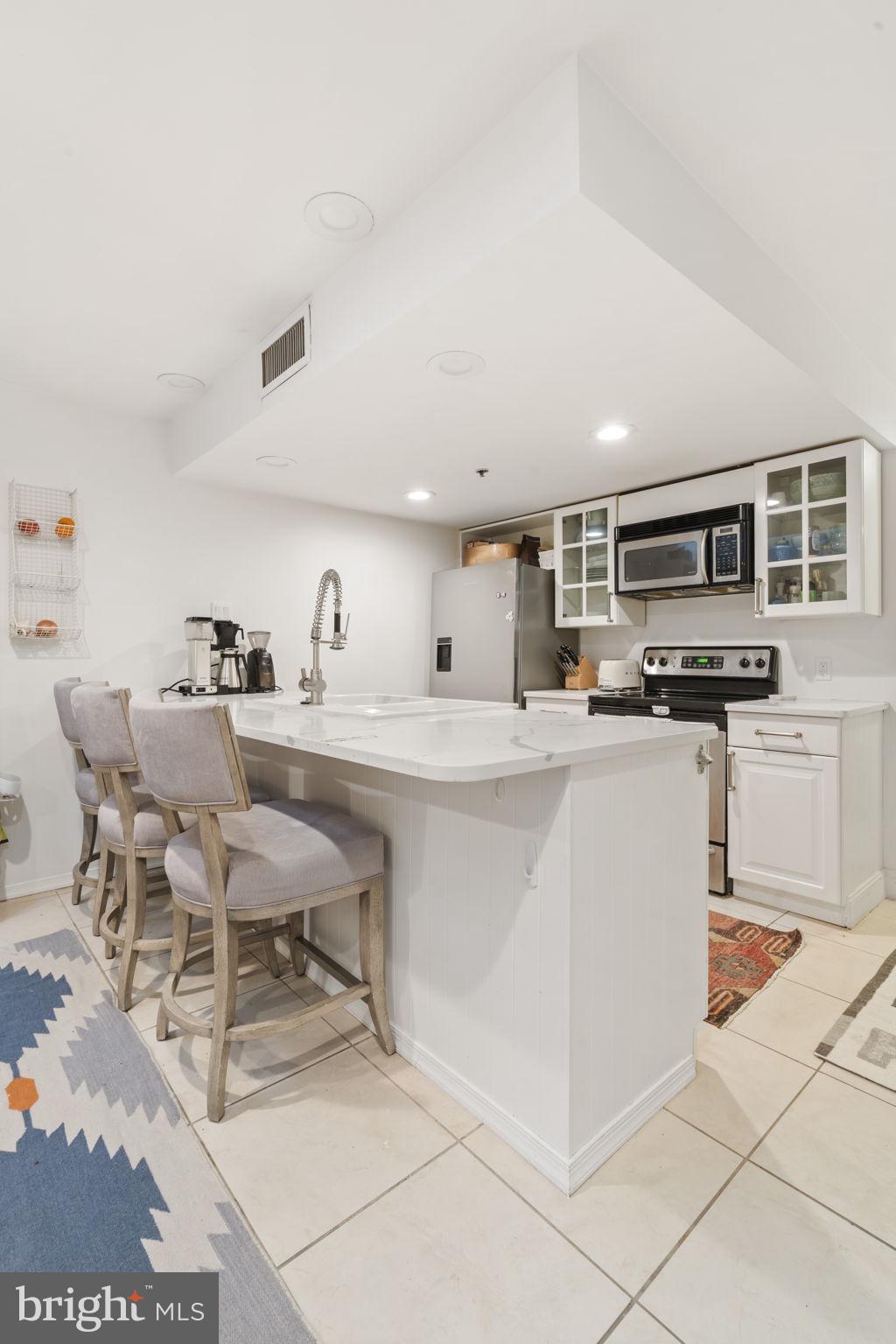 WASHINGTON SQ WEST - Residential