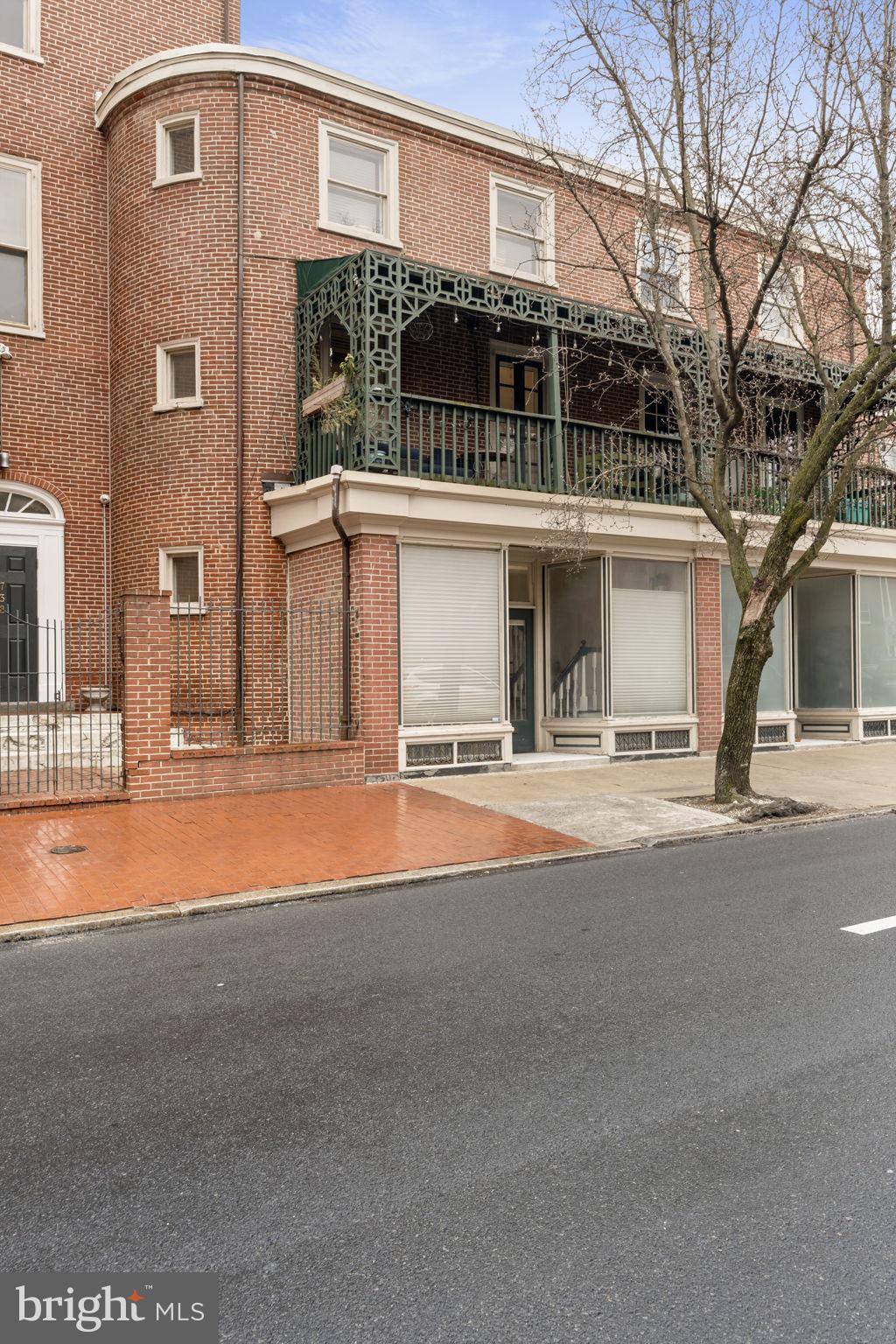 WASHINGTON SQ WEST - Residential