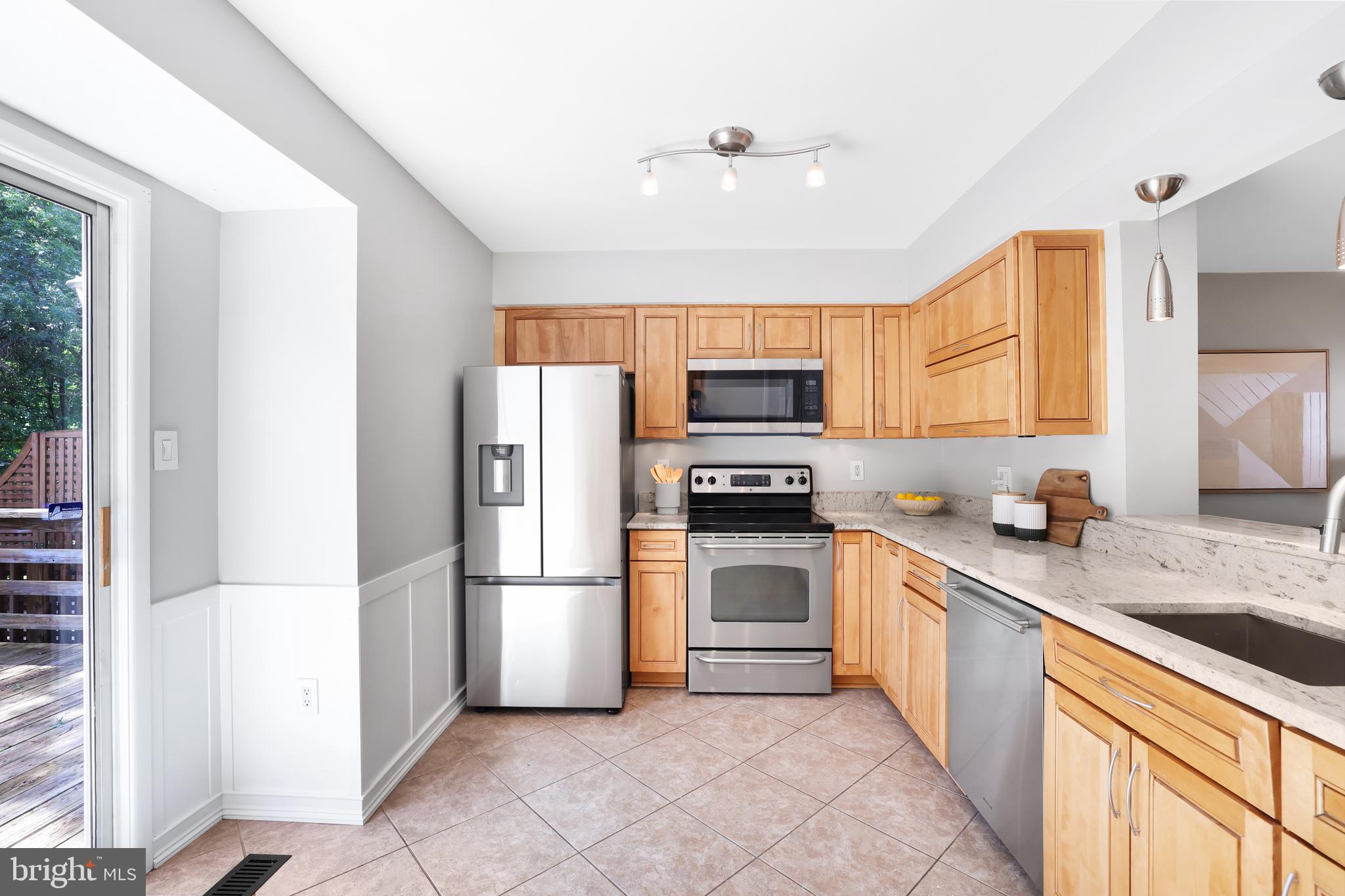 SENECA PARK - Residential