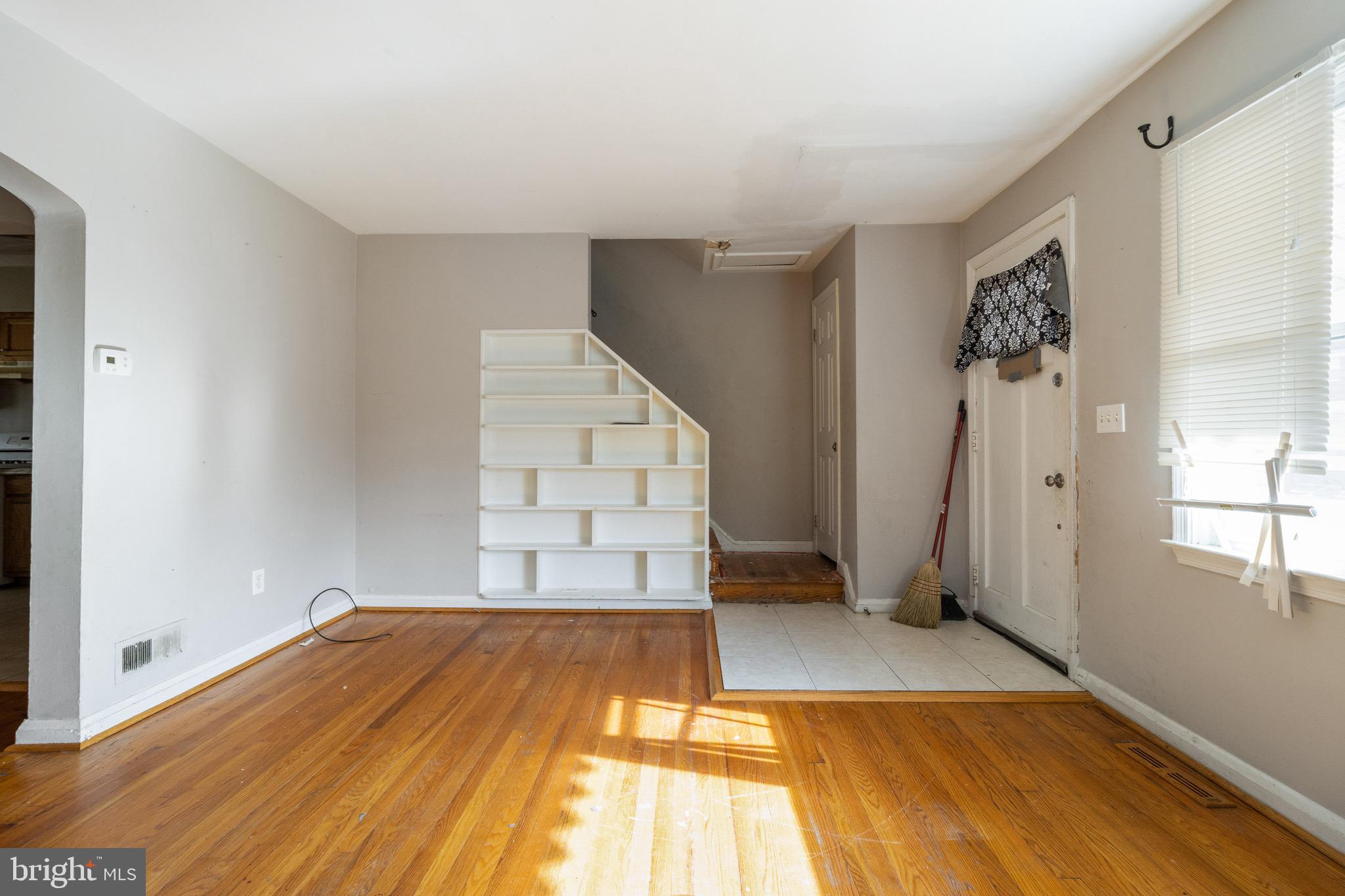 GLEN OAKS - Residential